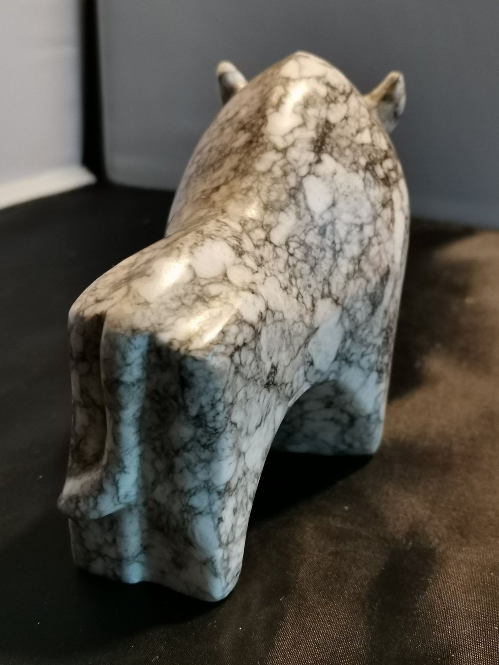 Skulpturen & Statuen: Bison Marmorgestein Skulptur – Gebraucht aus Suhr von Brocki-Suhr 6