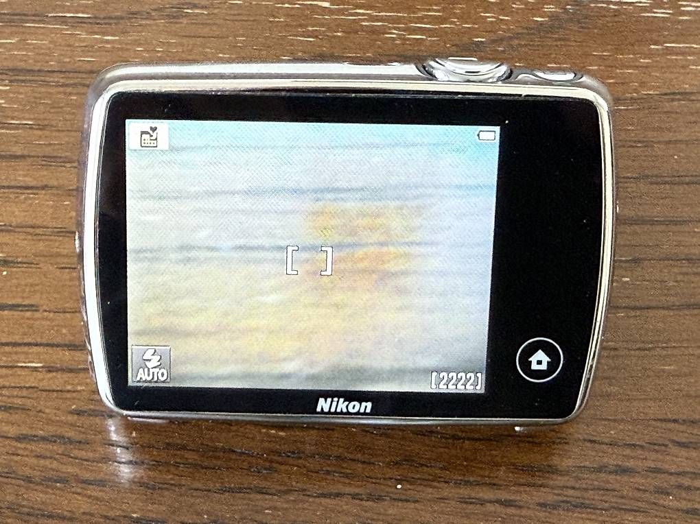 Fotocamera: Nikon Coolpix S01 – Usato da Zürich venduto da Mancini_c 3