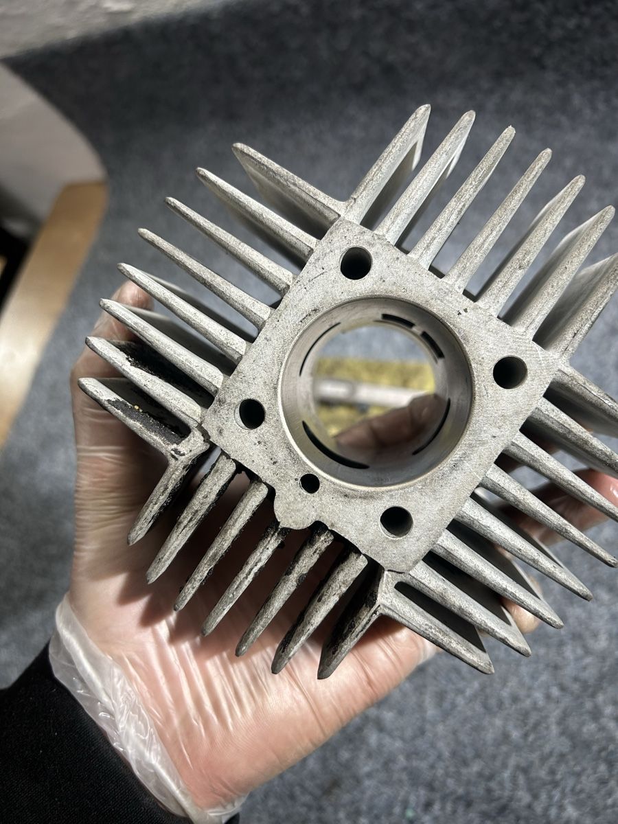 Puch Parti ricambio per ciclomotori: Puch maxi Zylinder 45mm – Difettoso da Biel/Bienne venduto da InterEngine 1