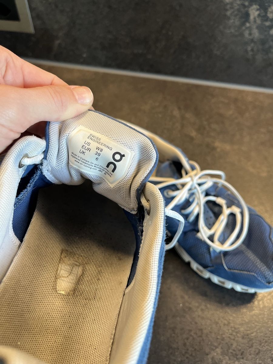 On Scarpe da uomo: Schuhe On - Gr. 38 – Usato da Triengen venduto da pow_14 3
