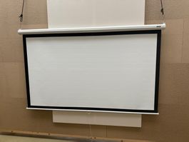 Projektionsleinwand