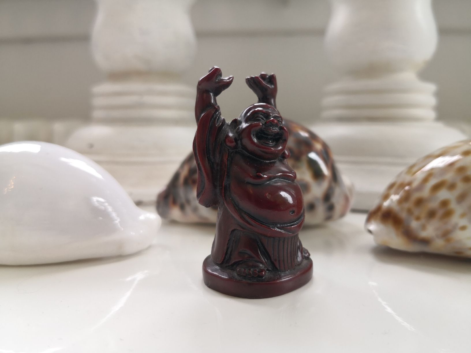 Sculture & Statue: 🤩KLEINE BUDDHA STATUE ROT – Nuovo (secondo la descrizione) da Olten venduto da Naja-Twins-Twins 3