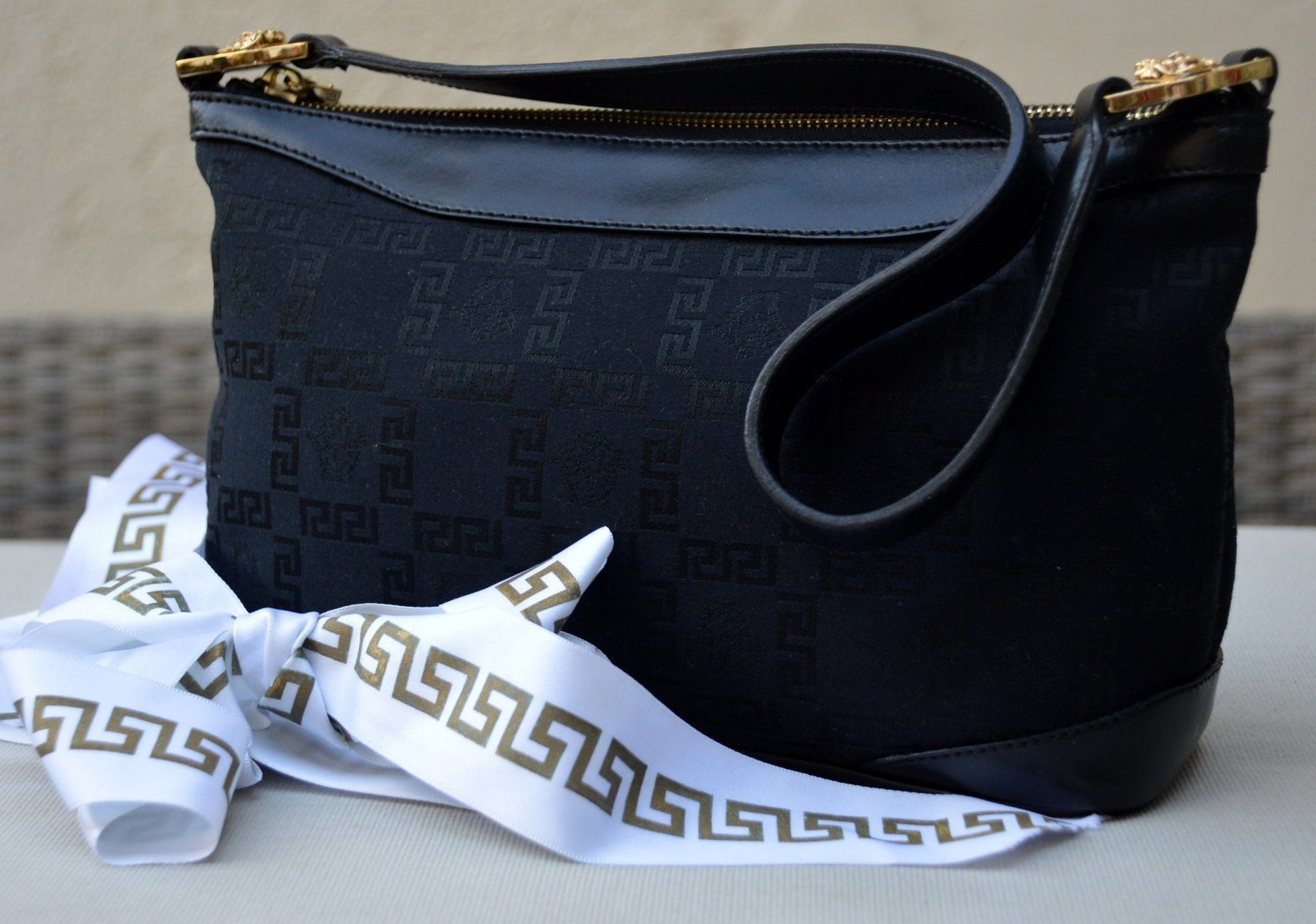 Versace Borse da donna: Tasche VERSACE Méduse Sac – Usato da Collonges venduto da Auganien 2