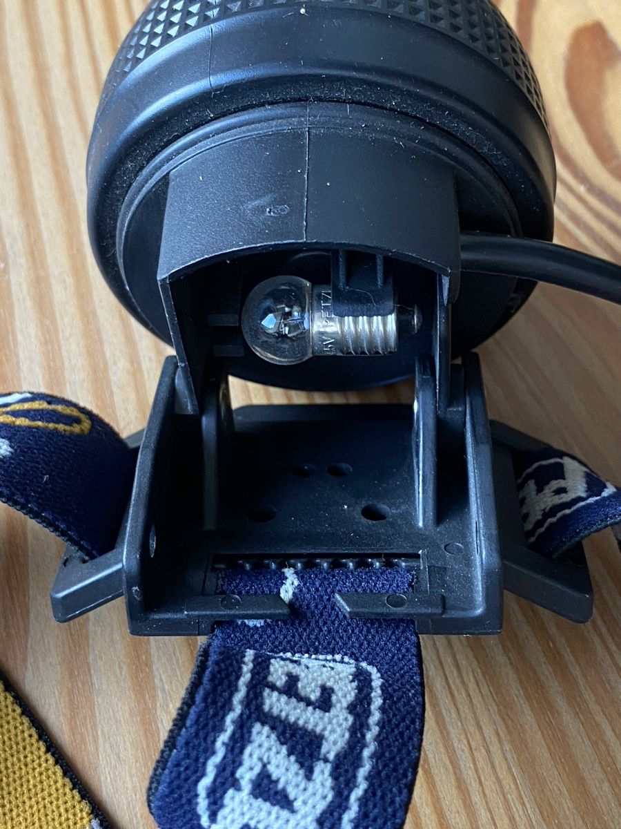 Petzl Lampen: PETZL Stirnlampe – Gebraucht aus Hausen am Albis von CinziaR 3