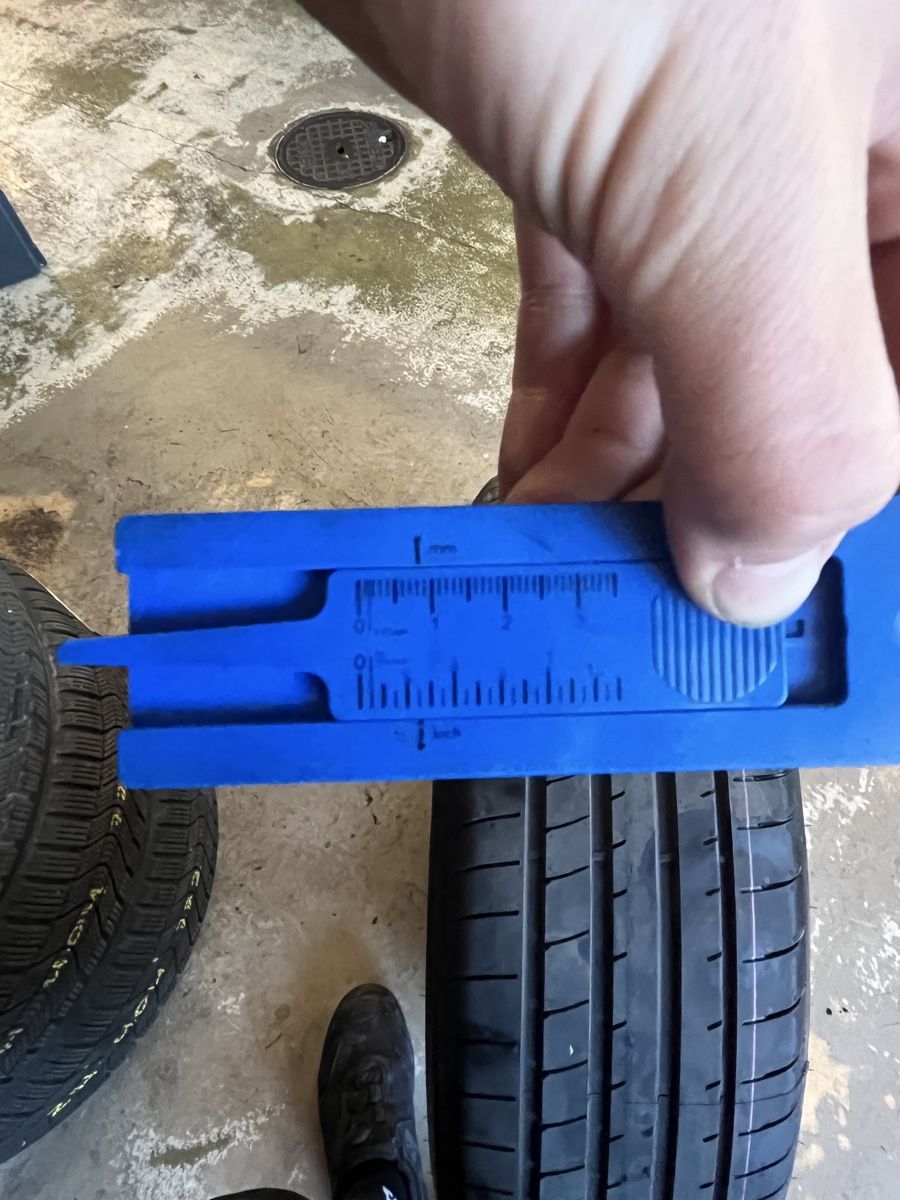 Pneumatici & Ruote complete: Sommerreifen 235/60R18 – Usato da Volketswil venduto da eld_2lqr 6