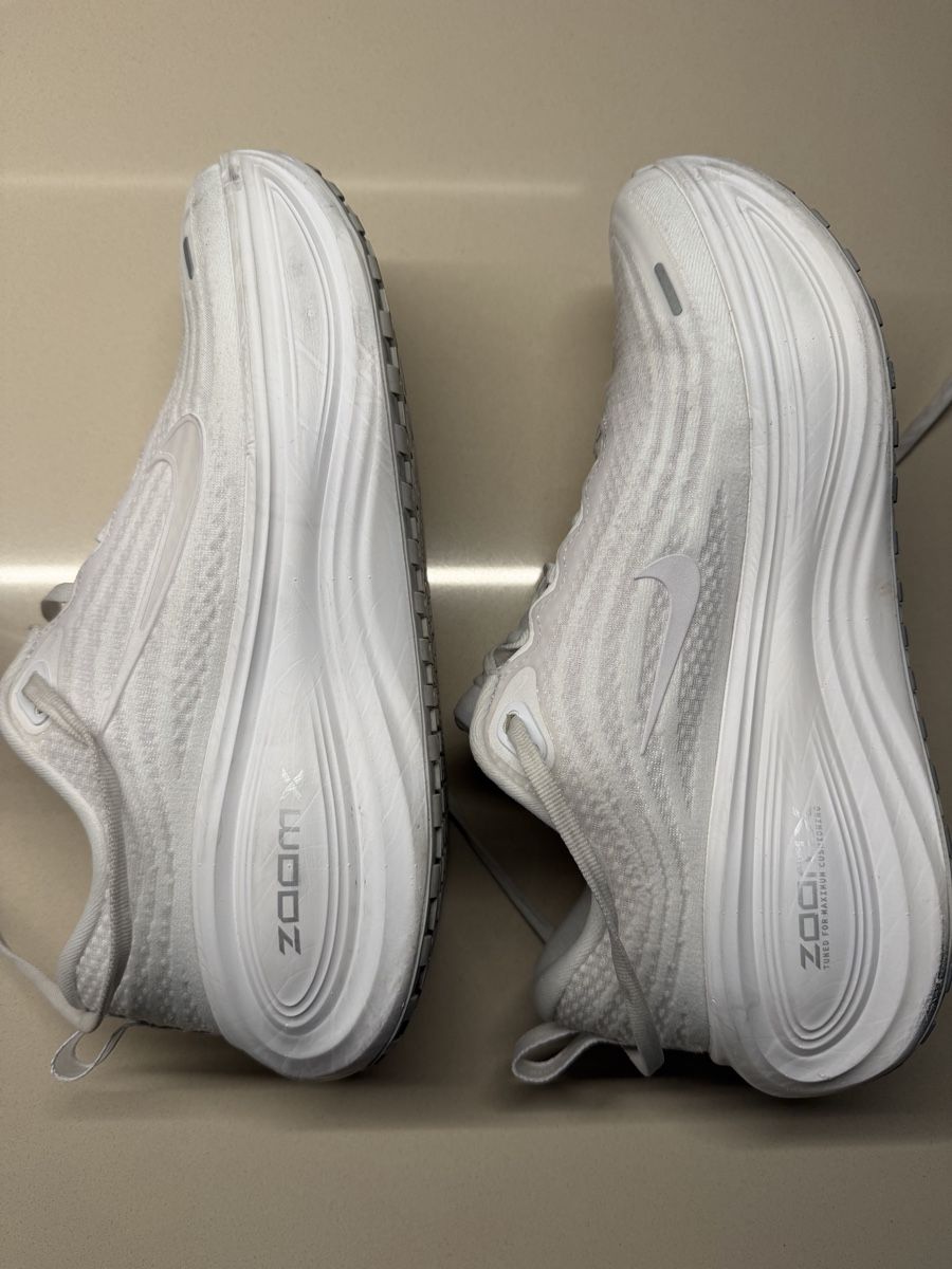 Nike Scarpe da uomo: Nike Vomero Plus Size EU 41 – Usato da Zürich venduto da bgg 2