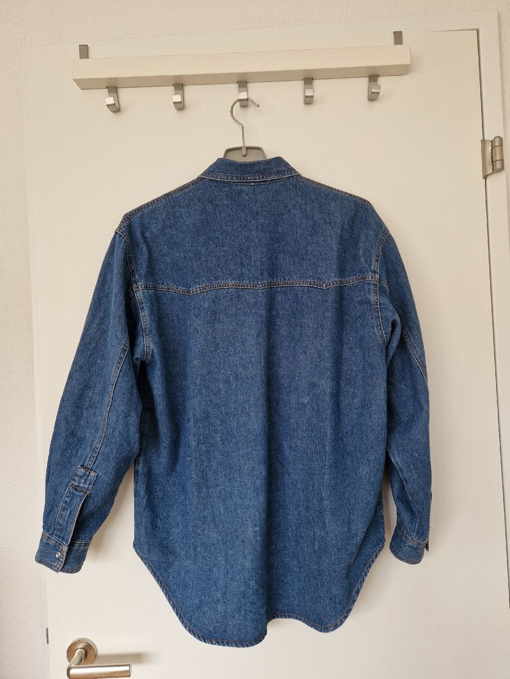 Camicie: Unisex Jeanshemd, Gr. M – Usato da Winterthur venduto da jamz77d 1