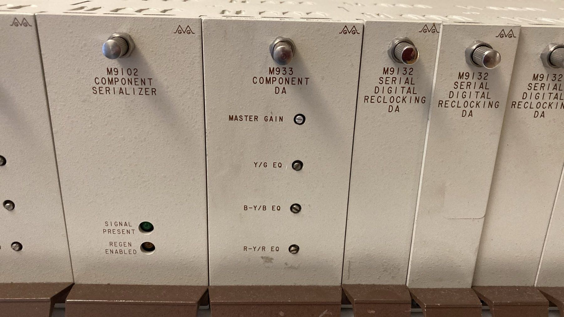 Sonstiges Zubehör: Grass Valley MAX900 Studio-Rack mit Video-Modulen – Gebraucht aus Dietikon von Rima57 2