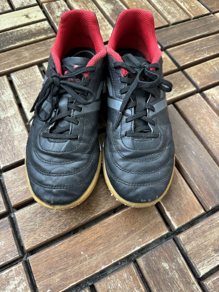 Scarpe per ragazzi: Fussballschuhe Pro Touch Gr. 35 /rot schwarz – Usato da Jona venduto da Good_luck_ 4