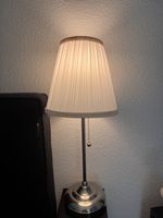 Lampe de chevet abat-jour plissée argentée bon état