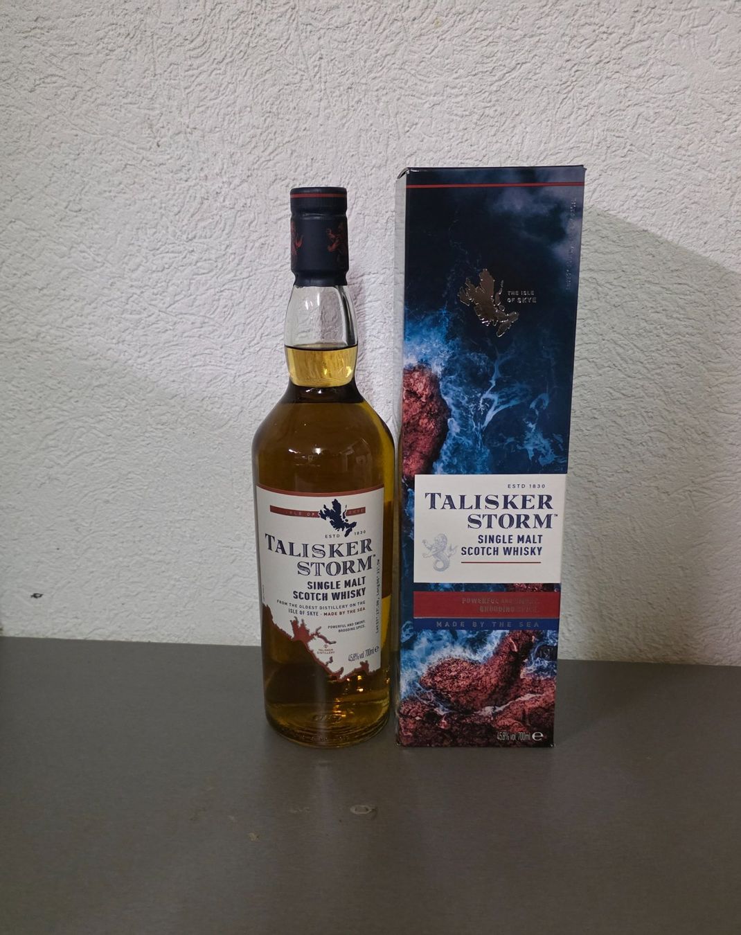 Talisker Bevande alcoliche: 6 FLASCHE TALISKER STORM SINGLE MALT ORGINALVERPACKT – Nuovo e nell'imballaggio originale da Schönenwerd venduto da 1952kv 1