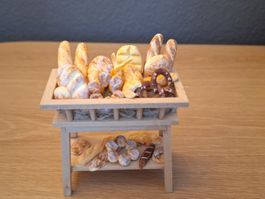 Gestell mit 23 Handmade Broten