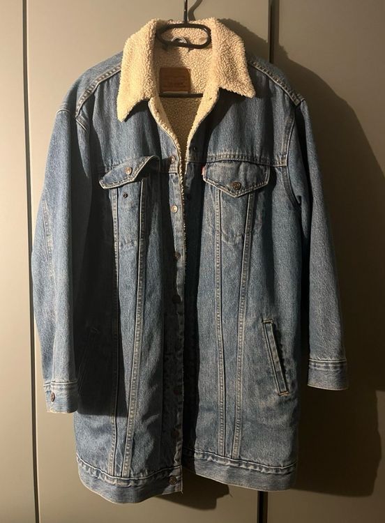 Levi's Vestes: Levi's Jeansjacke gefüttert – D'occasion à Bern par NathDom