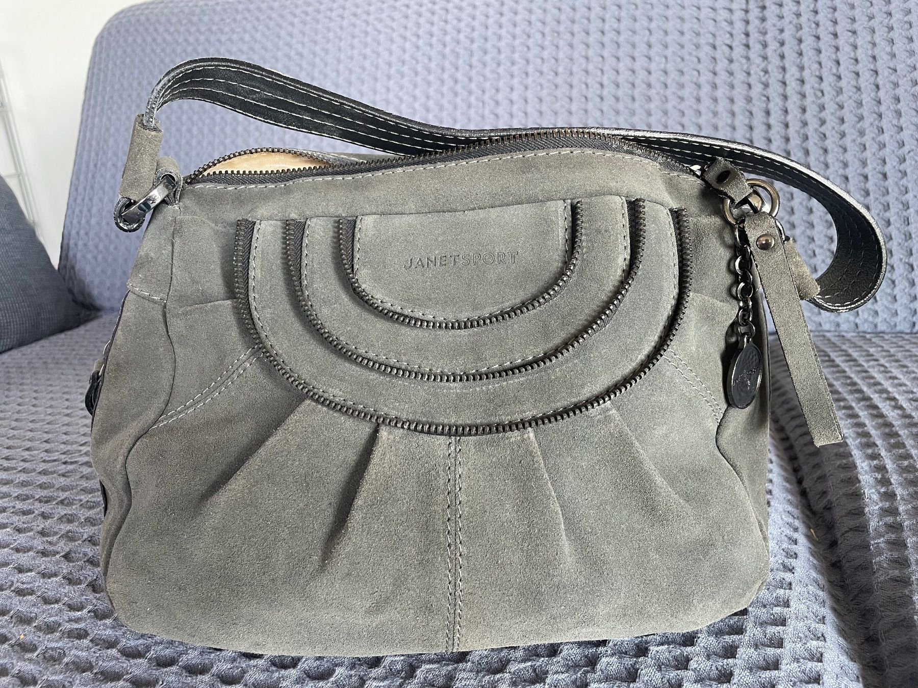 Borse da donna: Janet Sport Handtasche, echtes Leder – Usato da Coldrerio venduto da Theres2004 9