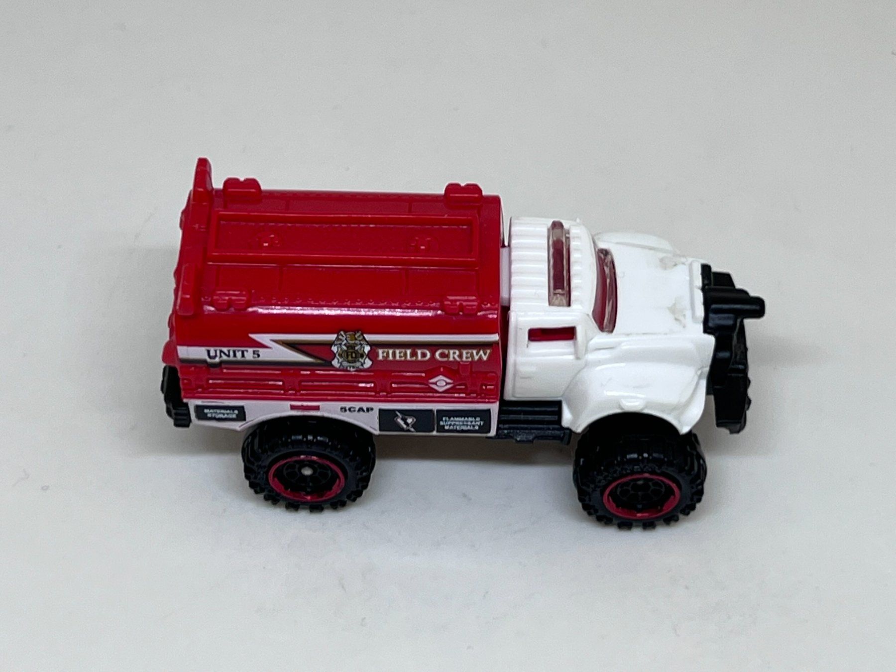 Matchbox Modellini d'auto: Matchbox Flame Smasher #333 – Usato da Wildegg venduto da LaaBoutique 1