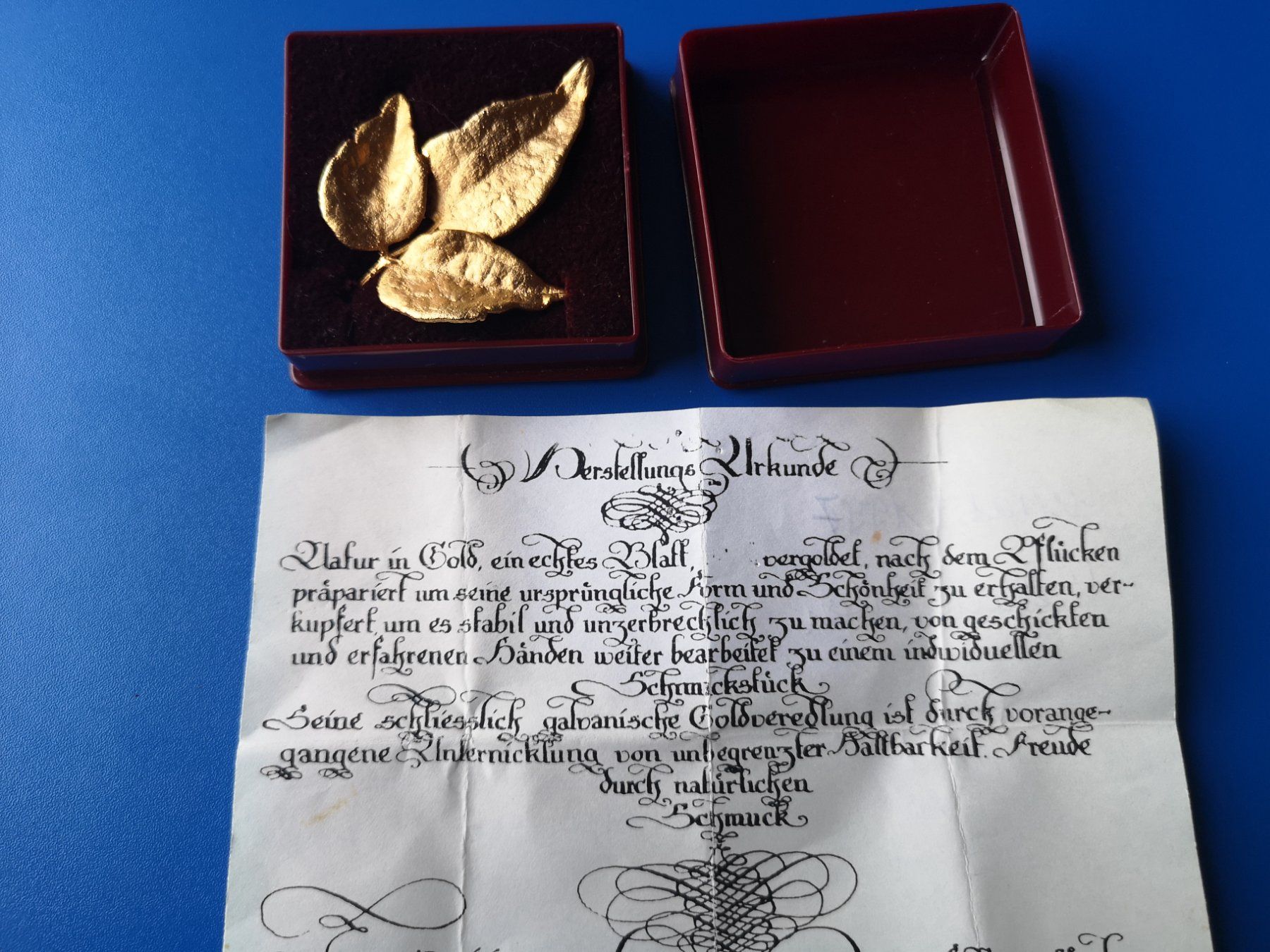 Spille & Fermagli: Echtes Blatt vergoldet Brosche – Usato da Schaffhausen venduto da Leveron13 6