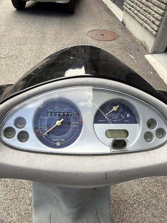 Scooter: Scooter Piaggio 125 Fly – Usato da Gordevio venduto da Ene777 1