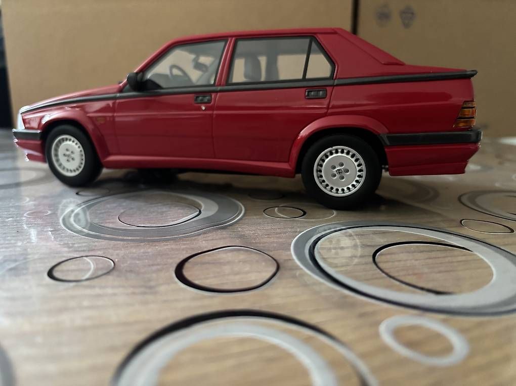 Modellbausätze & Standmodelle: Modellino Alfa Romeo 75 – Neu und originalverpackt aus Lodrino von angeloige 3