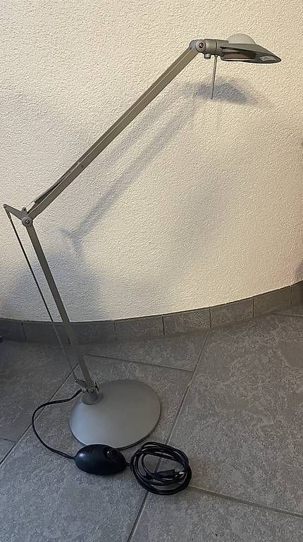 Lampes: Lampe de bureau avec potentiomètre  – D'occasion à Biel/Bienne par Freunemy