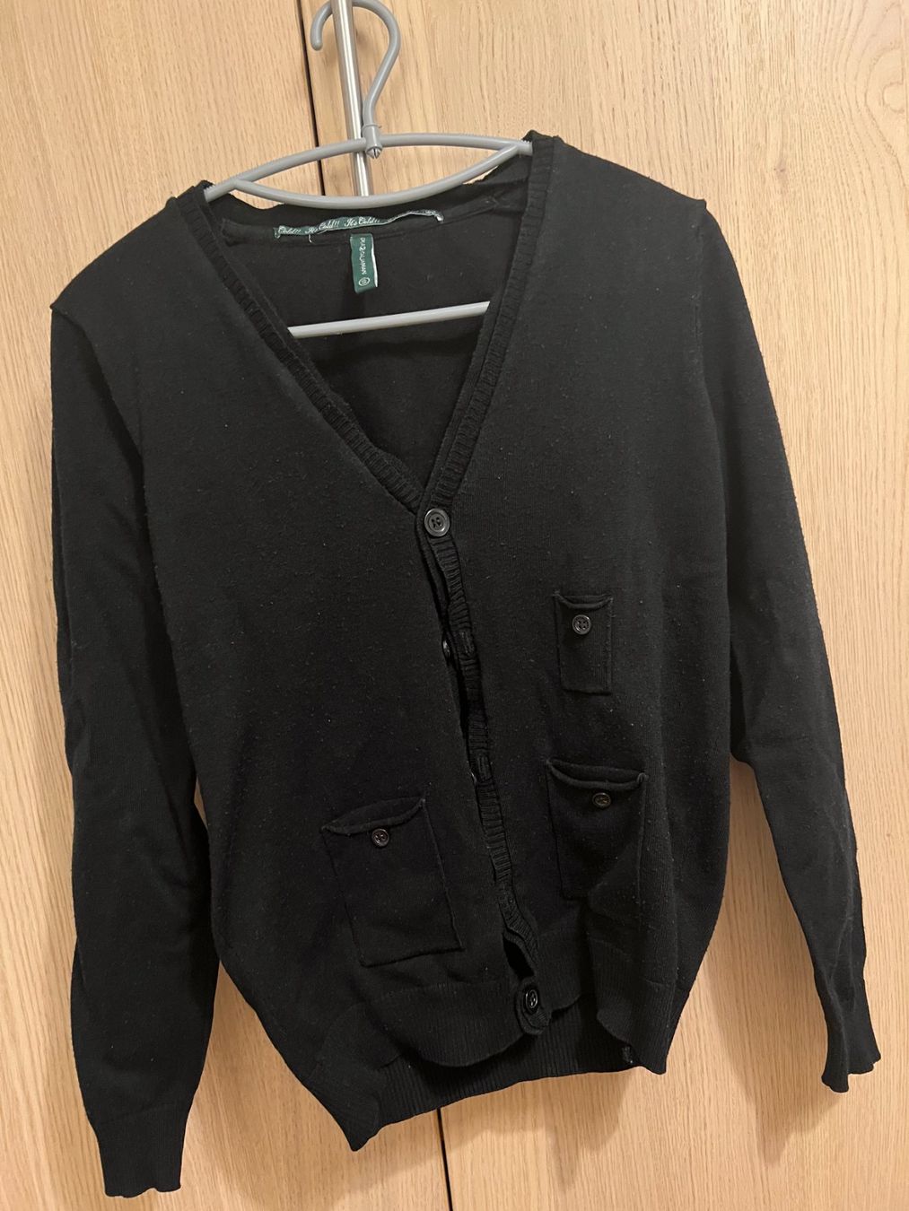 Pulls & Sweat-shirts: Cardigan nero – D'occasion à Bôle par dany2021