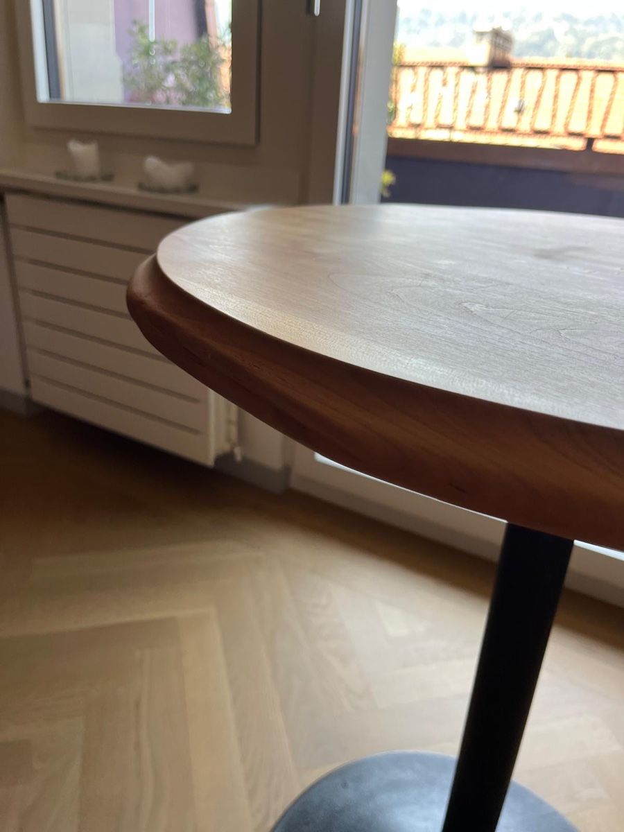 Tische: Designer Vintage Bistro Table – Gebraucht aus Kilchberg ZH von MariaPoirier 1
