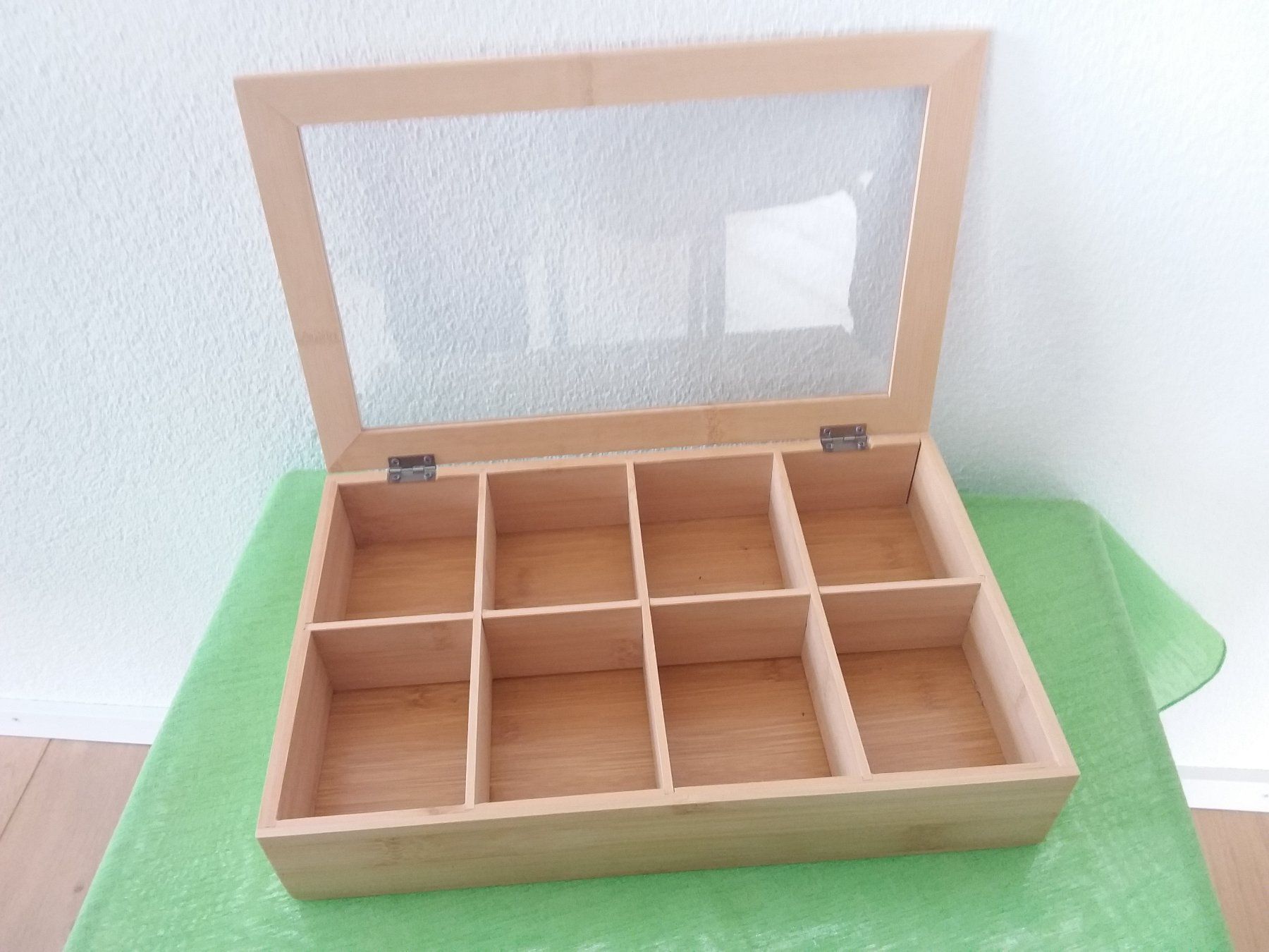 Altro per la casa: NEUE HOLZBOX mit 8 Fächern – Nuovo e nell'imballaggio originale da Uitikon Waldegg venduto da Risibisi7 1