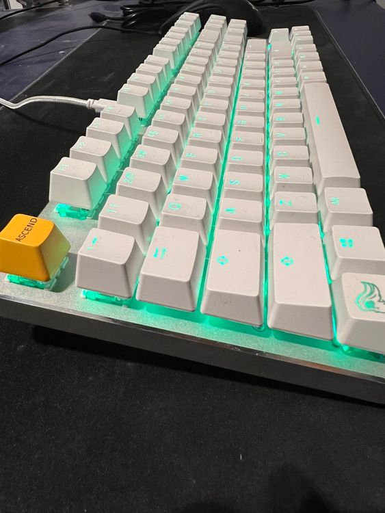 Glorious highend gaming keyboard Kaufen auf Ricardo