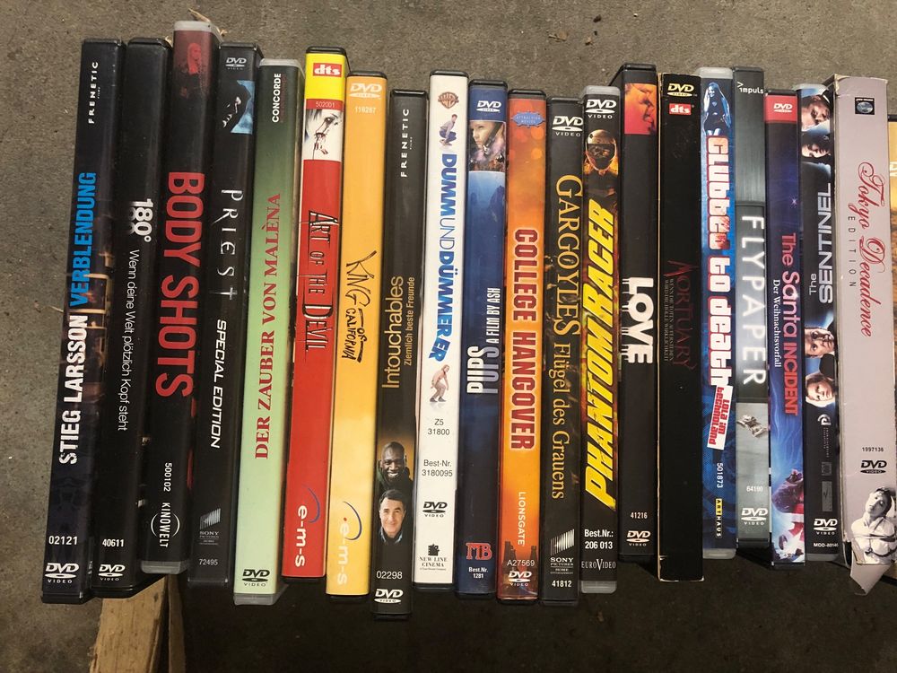 Große DVD Sammlung - Topzustand - selling ca. 160 Stück Filme und Serien