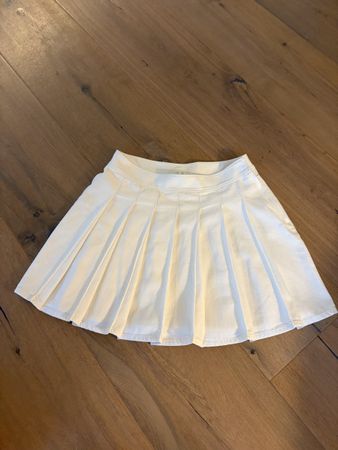 Arket Faltenrock cremeweiss Grösse 36, neu