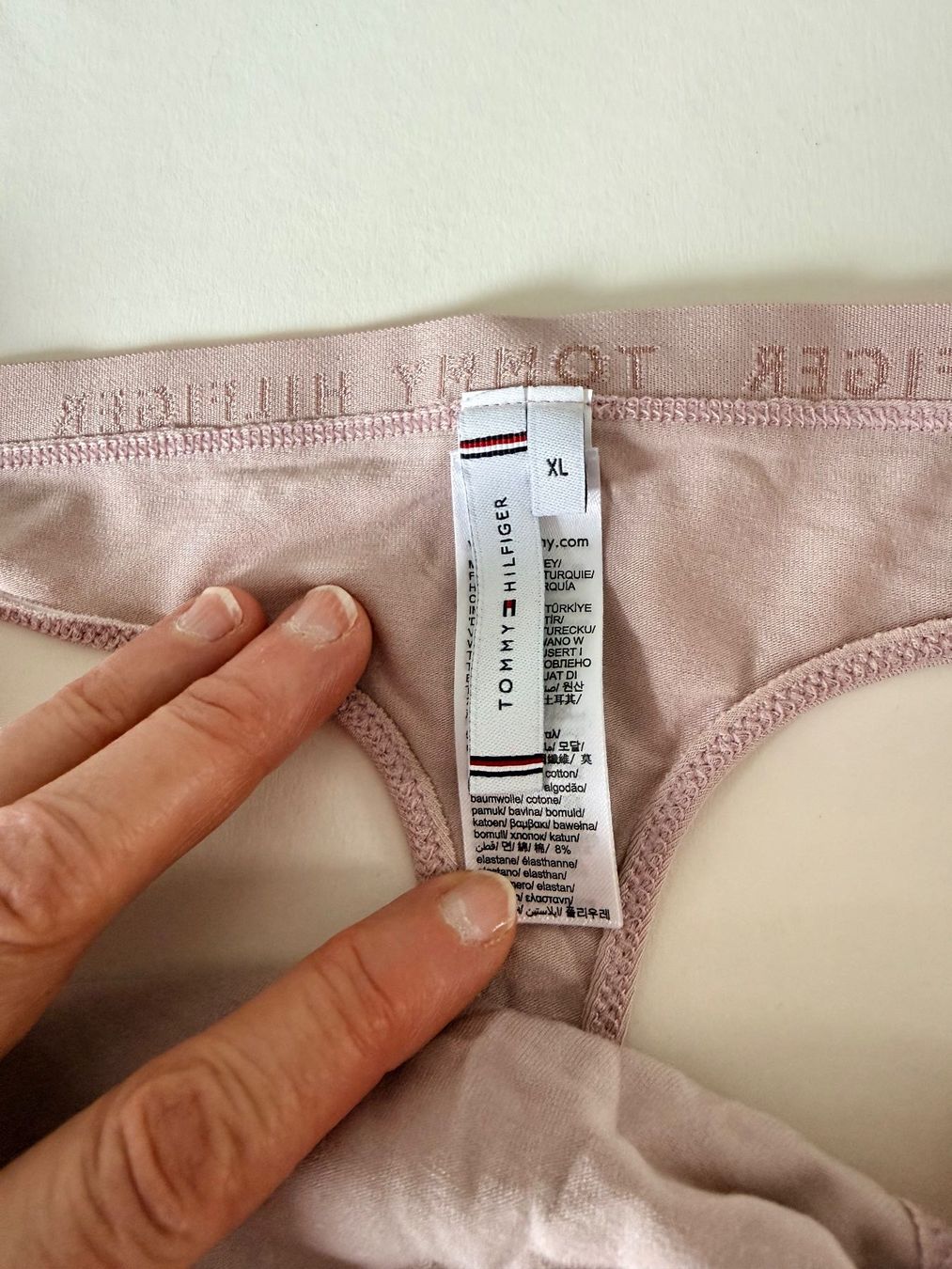 Tommy Hilfiger Altra biancheria intima: TOMMY HILFIGER, String, Grösse XL, 3 Stück – Nuovo e nell'imballaggio originale da Rudolfstetten venduto da gst_g7xl 5
