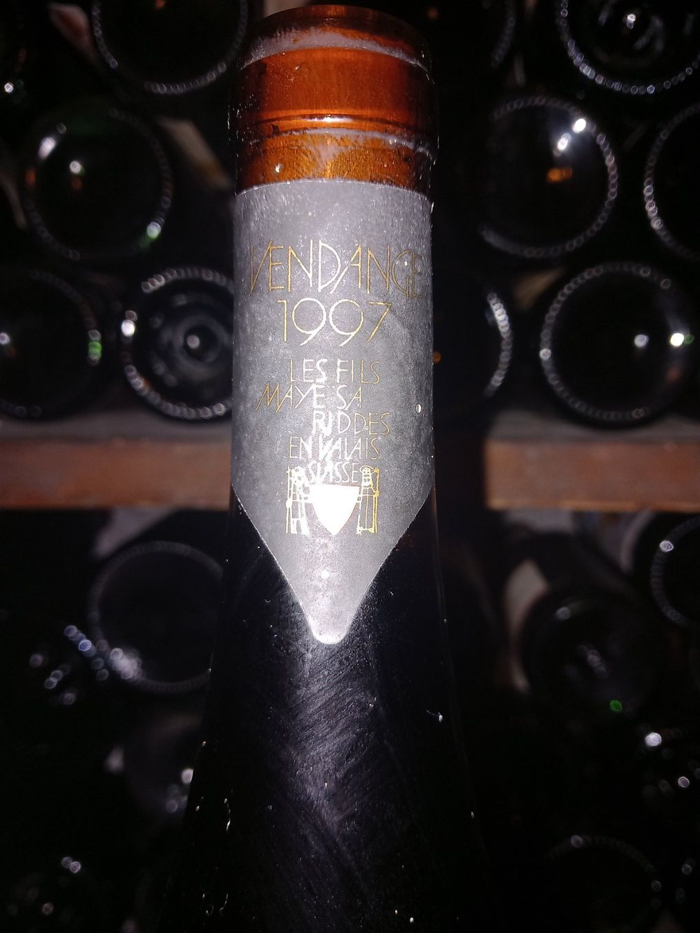 Wein: Heldenblut dole 1997 – Neu (gemäss Beschreibung) aus Le locle von juliensaran 2