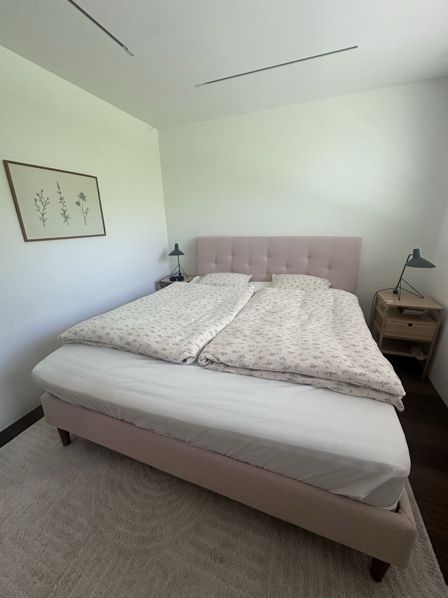 Ikea Letti: Bett Ikea rosa - ohne Matratze  – Usato da Zollikon venduto da stschatsch