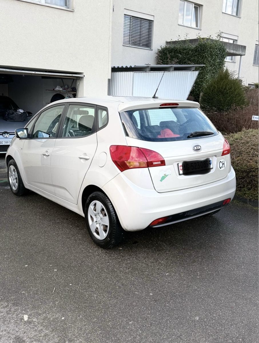 Kia Autos: Kia Venga 2010 – Gebraucht aus Basel von siv_qtk5 1