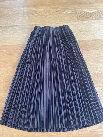 NEU! Schöner Rock von Massimo Dutti Gr. 34