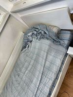 Bett mit Matratze  hochwertig, top Zustand, CHF 200