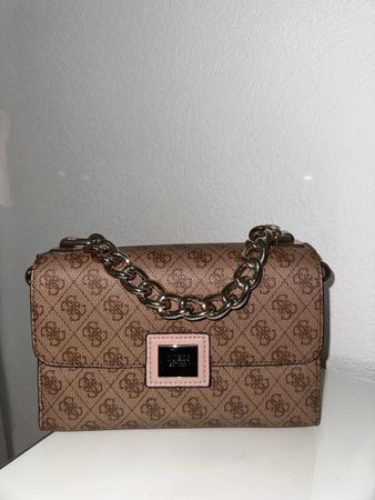Guess Handtasche mit Henkel NEU ungebraucht