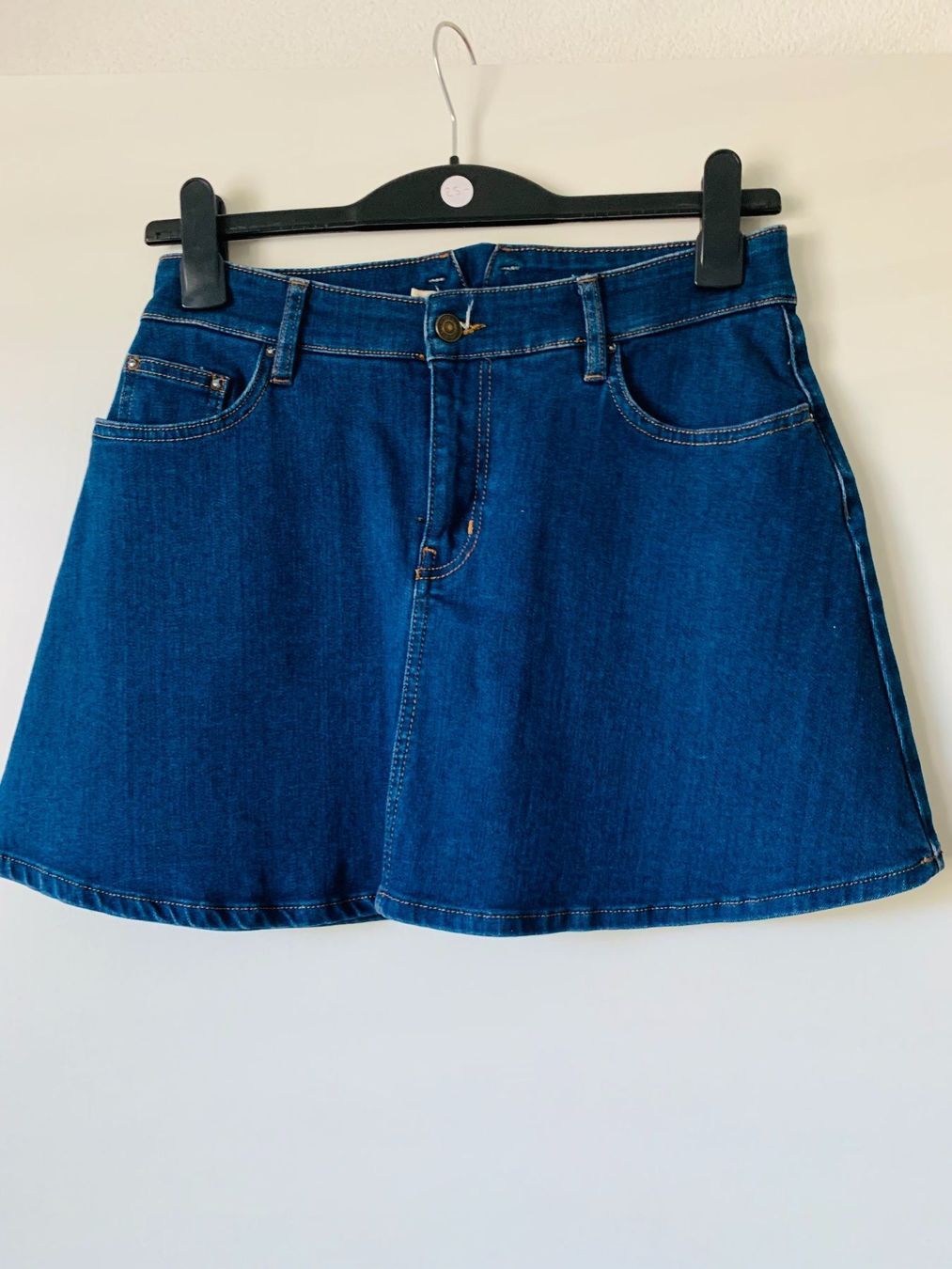 Zara Gonne: Magnifique mini jupe jeans neuve – Nuovo (secondo la descrizione) da Lugnorre venduto da cla_j6bq
