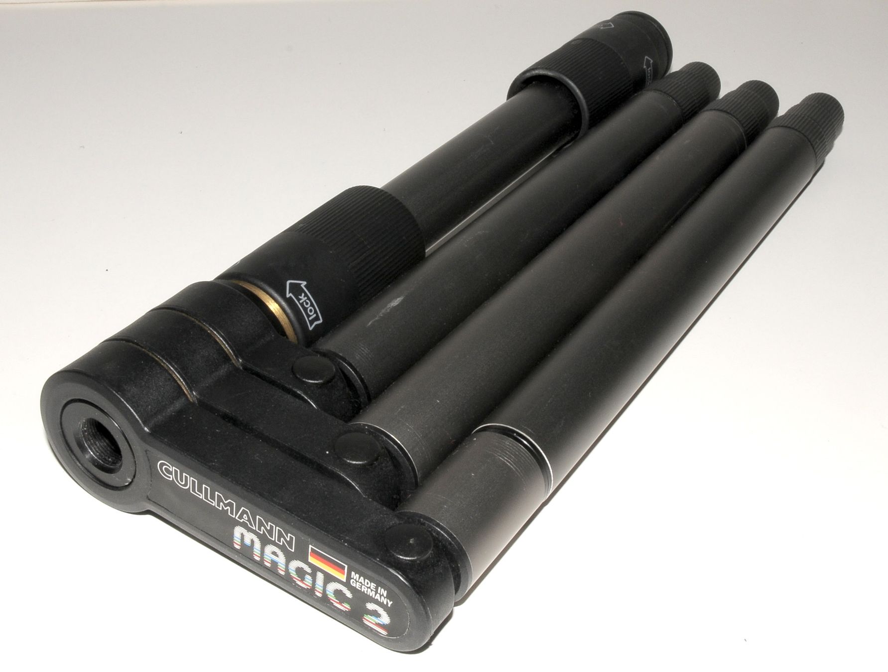 Stative & Köpfe: Cullmann Magic 2 Stativ 2329/9 – Gebraucht aus Bern von Olynon 2