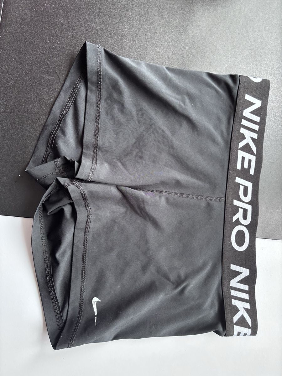 Nike Pantaloni: Nike Pro Hose – Usato da Herisau venduto da Baum_91