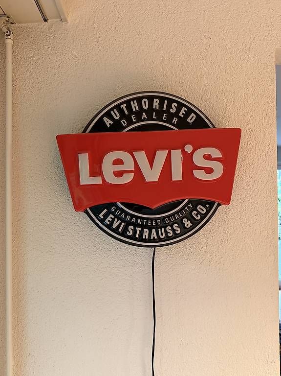 Lampade: Original Levi's Leuchtreklame – Nuovo e nell'imballaggio originale da Bern venduto da gregnenn 1