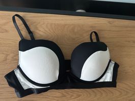 Schalen-BH schwarz/weiss, B85 neu!