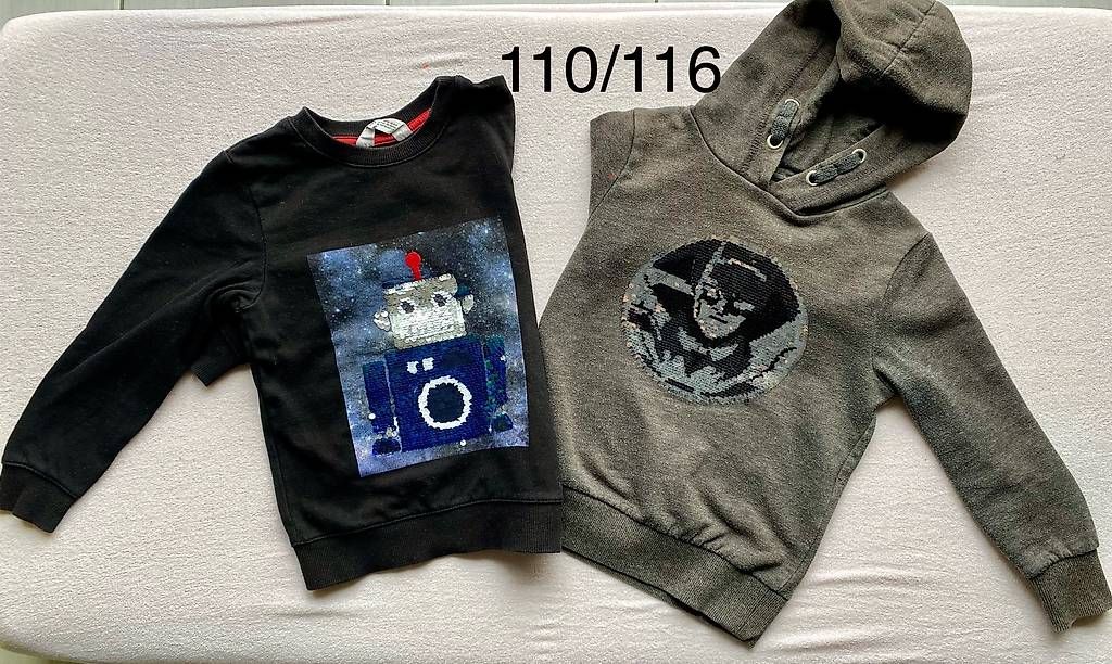 Maglioni & Felpe: Pullover - Hoodie mit Wendepailletten 110/116 – Usato da Fehren venduto da Flugzeug1177