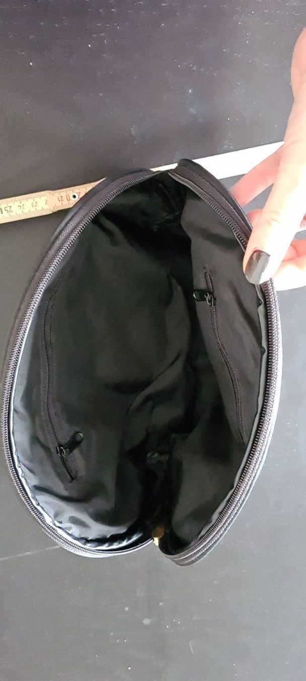 Taschen für Damen: Tasche – Gebraucht aus Erstfeld von Mario_boe0 2