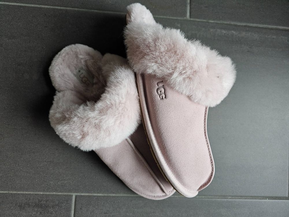 Wunderschne Uggs Hausschuhe Damen Ebenbild