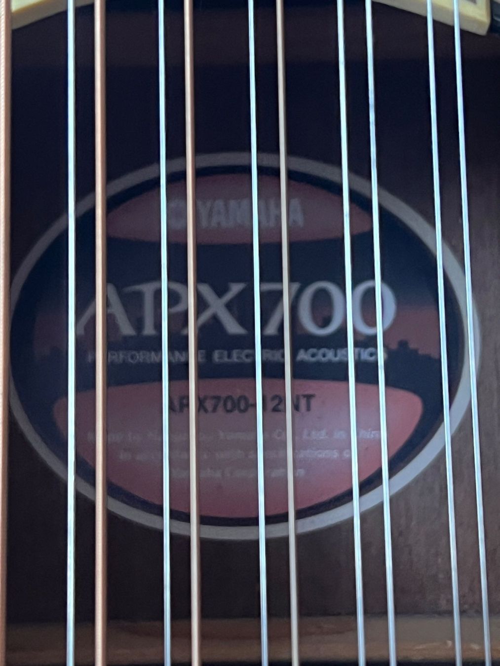 Yamaha Instruments de musique: 12 STRING Yamaha APX700-12 NT – D'occasion à Luzern par Achurchhill 1
