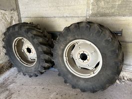 Kompletträder Traktor reifen Pirelli