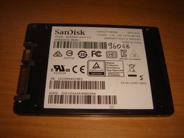960gb ssd. Sandisk. Getestet. Details siehe Bildern.