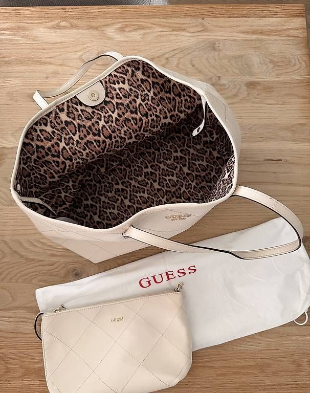 Borse da donna: Guess Tasche – Usato da Thun venduto da jki_rg8z 1