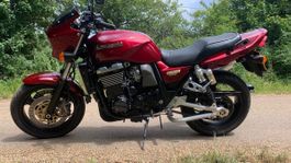 KAWASAKI ZRX 1100