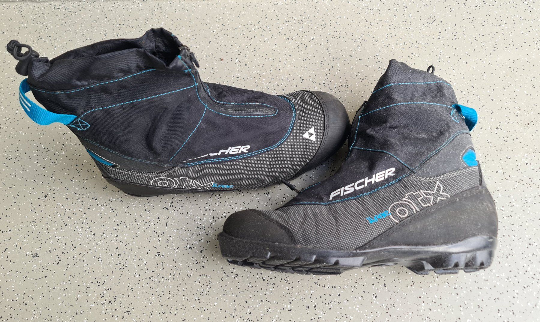 Fischer Scarpe da uomo: Langlaufschuhe Fischer - Gr. 43 – Usato da Büren an der Aare venduto da Wir1